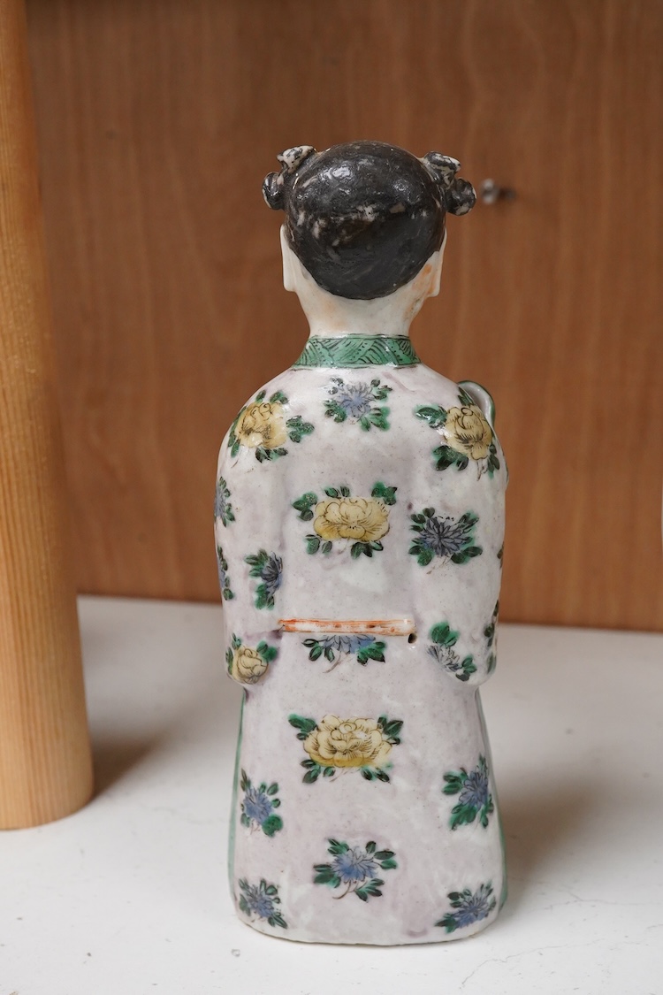 A Chinese 18th century figurine and a 20th century famille verte vase, largest 18cm high